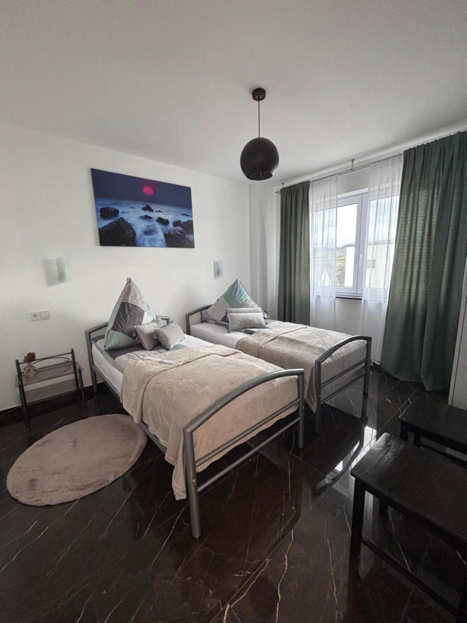 Ferienwohnung-Weinstadt Exteriör bild