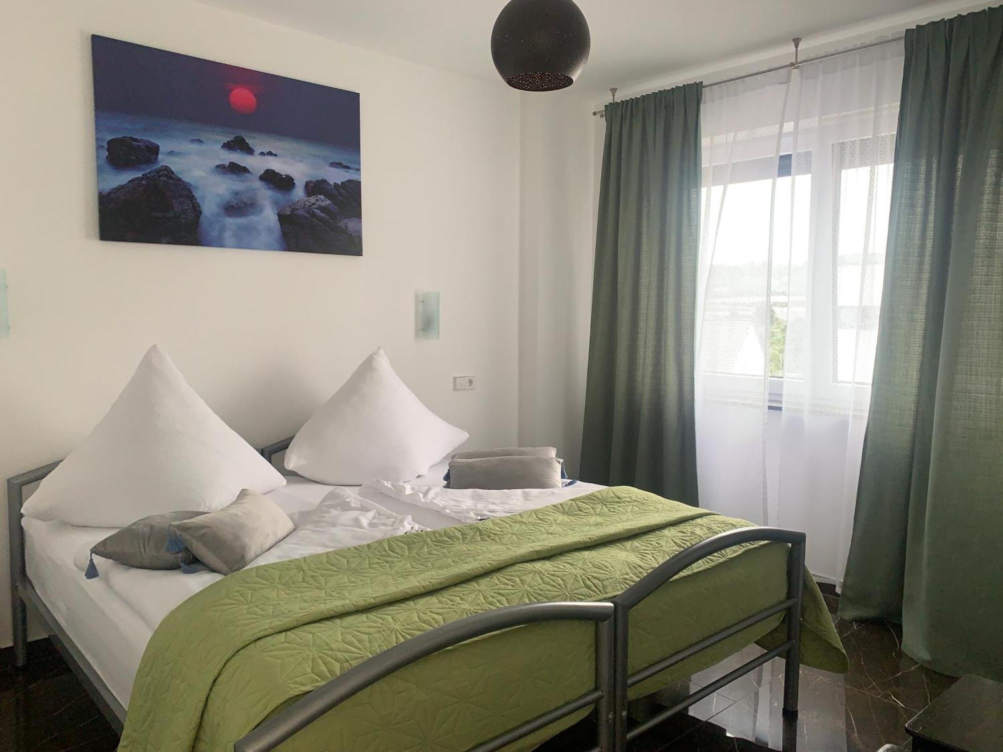 Ferienwohnung-Weinstadt Exteriör bild