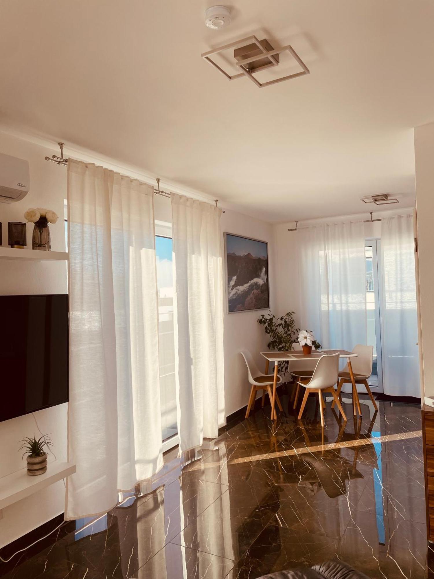 Ferienwohnung-Weinstadt Exteriör bild